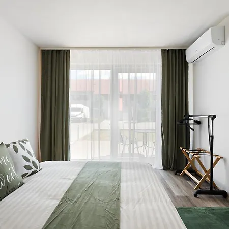 Apartmanky - & Whole House, 2-17 Guests Valtice