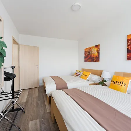 Daire Apartmanky - & Whole House, 2-17 Guests *