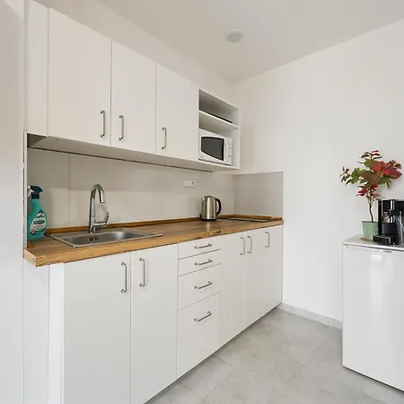 Apartmanky - & Whole House, 2-17 Guests *