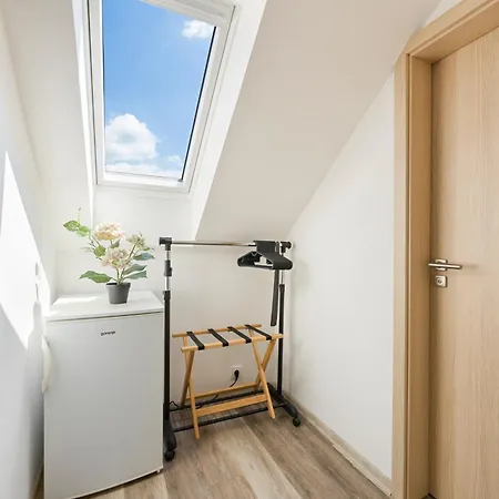 Apartmanky - & Whole House, 2-17 Guests