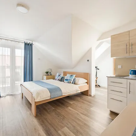Apartmanky - & Whole House, 2-17 Guests Lejlighed