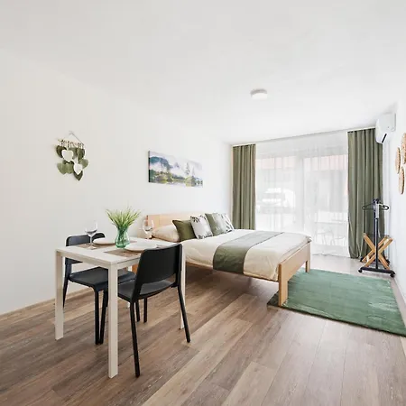 Apartmanky - & Whole House, 2-17 Guests Lejlighed Valtice